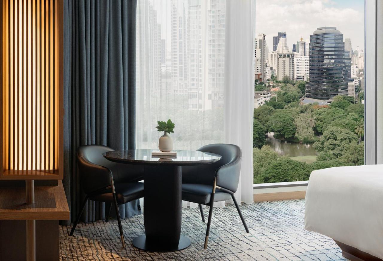 Kimpton Maa-lai By Ihg Hotel Bangkok