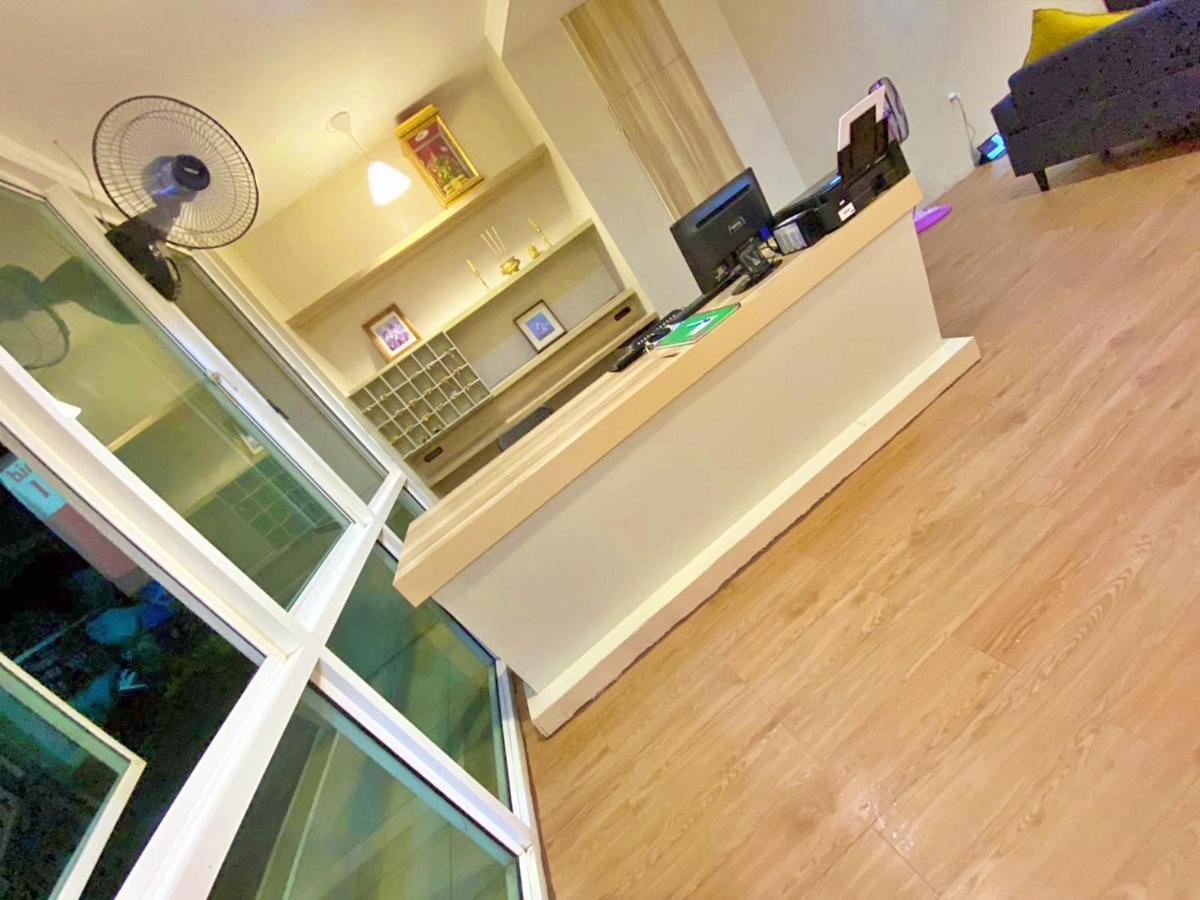 Albergue Cheqinn - Sukhumvit 4 Nana Plaza *