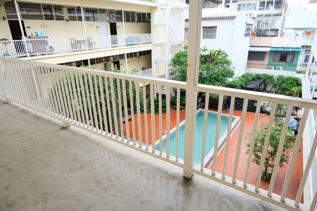 Hotel Feung Nakorn Balcony And Cafe Bangkok