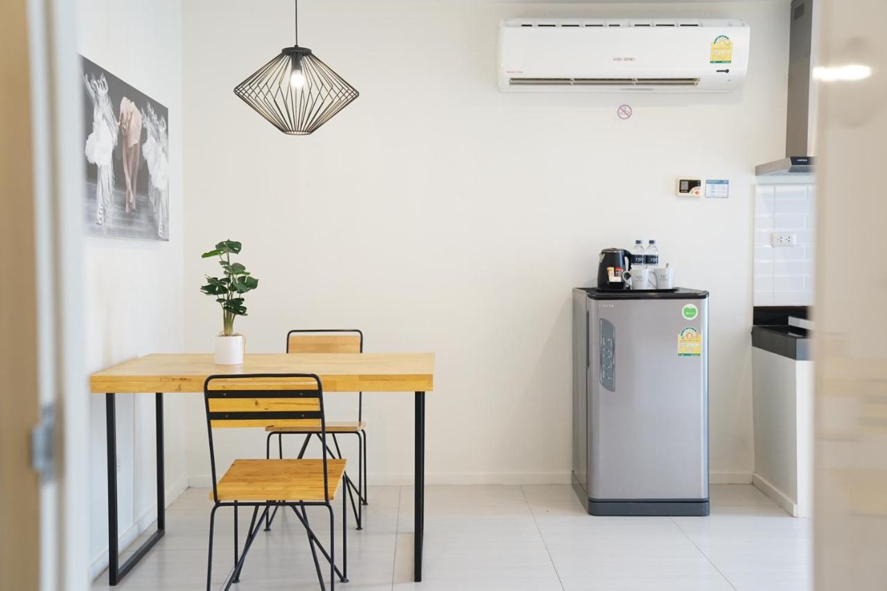 130 & 4* Bangkok