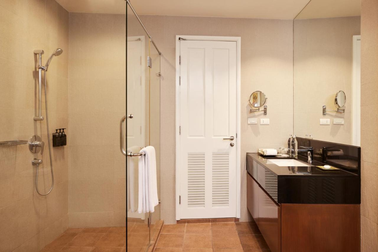 Dusit Ratchadamri, Hotel 5*