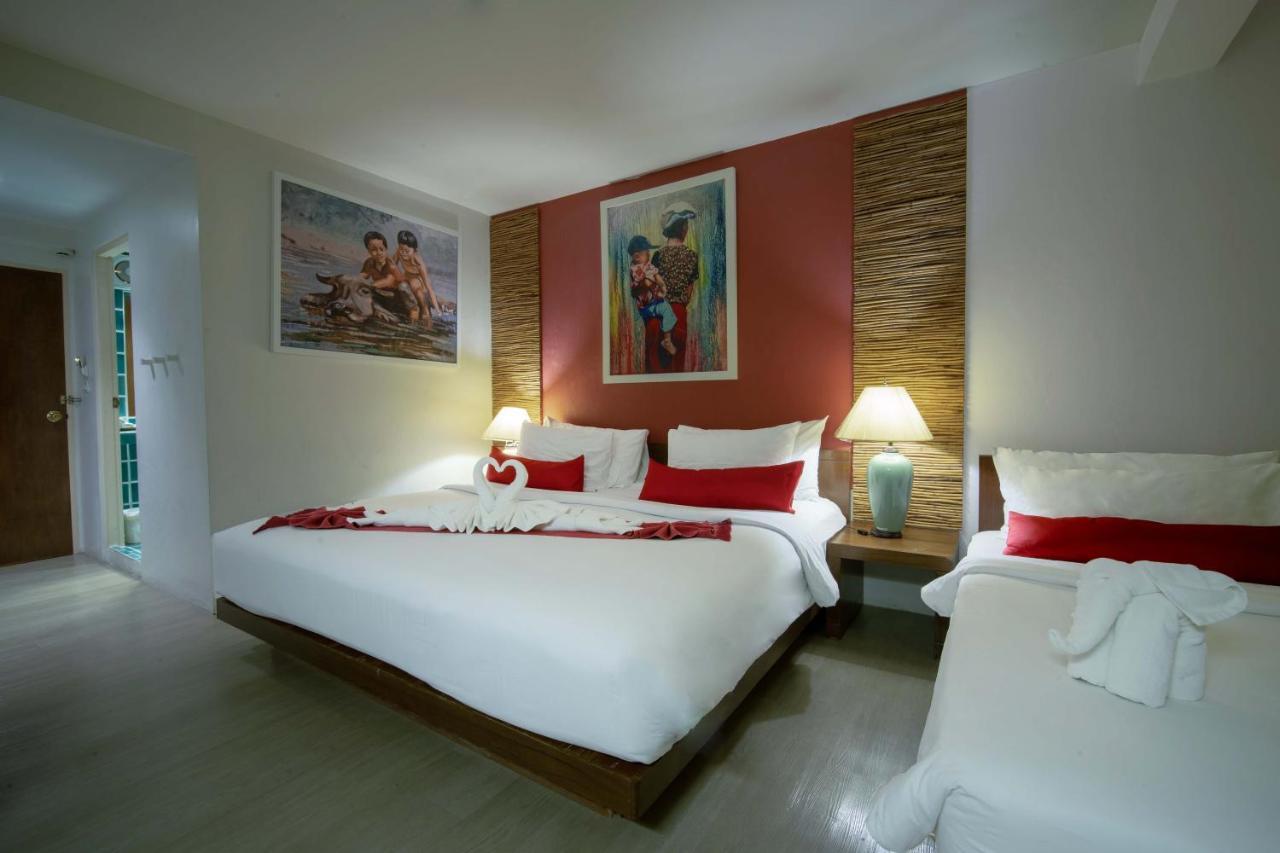 Cha-cha Banglumphu Hotel 3*