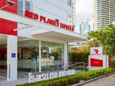Red Planet Asoke - Sha Extra Hotel