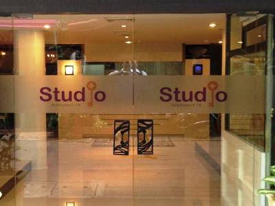 Sukhumvit 18 By Icheck * Bangkok