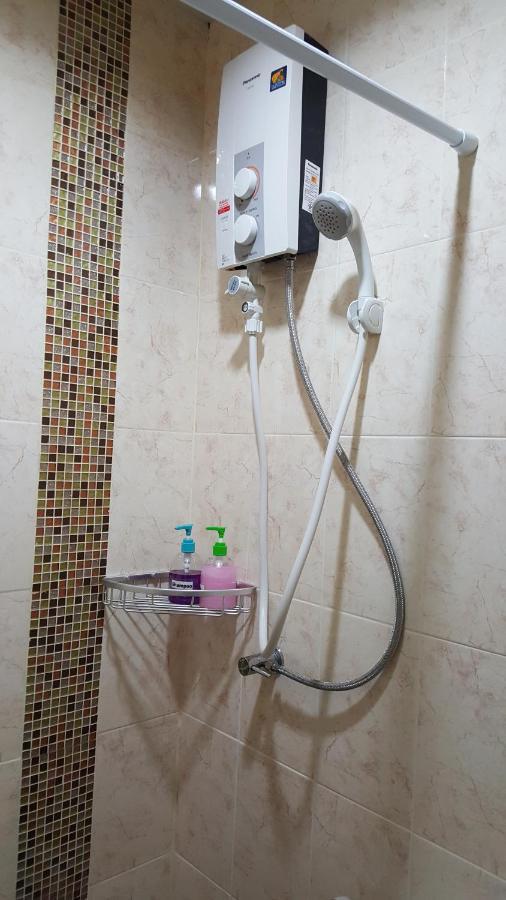 Check @chareon Krung Hostel Bangkok