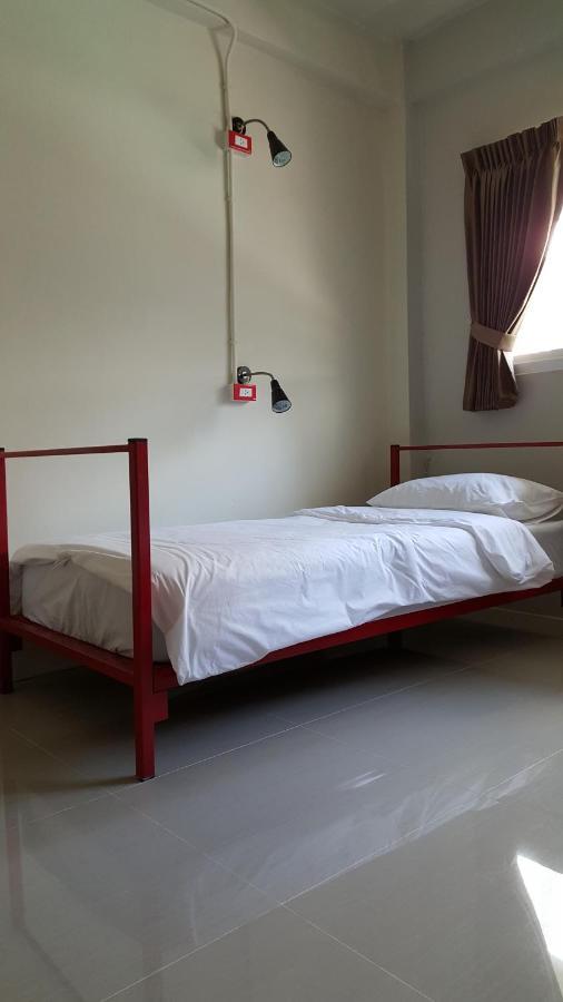Check @chareon Krung Hostel *