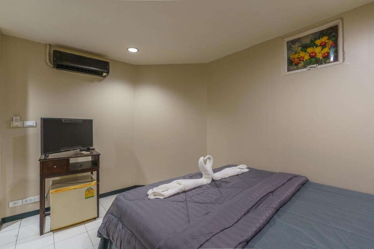 Cheqinn Bed Sukhumvit 4 Nana Plaza 2*