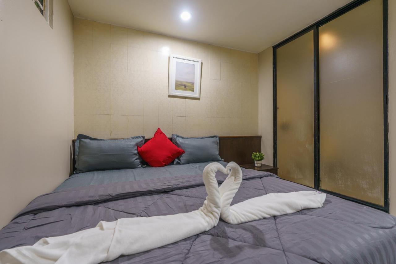Cheqinn Bed Sukhumvit 4 Nana Plaza Hotel 2*