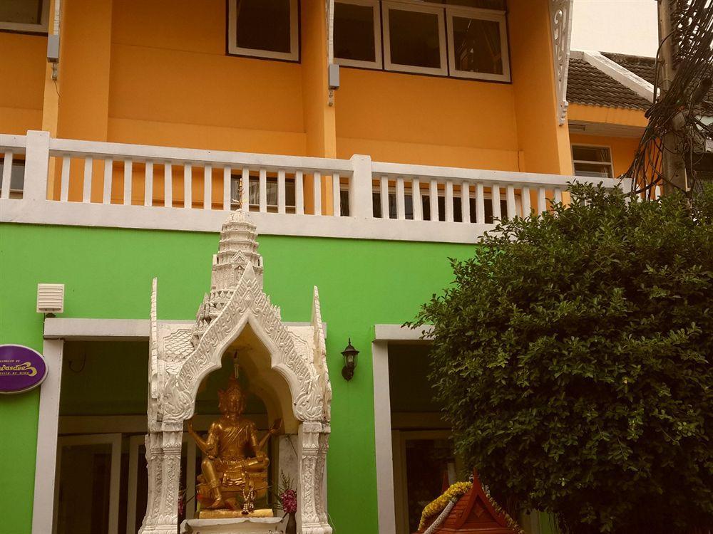 Sawasdee Sukhumvit Hotel