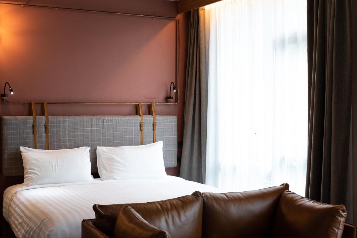 Hotel Tints Of Blue Banguecoque