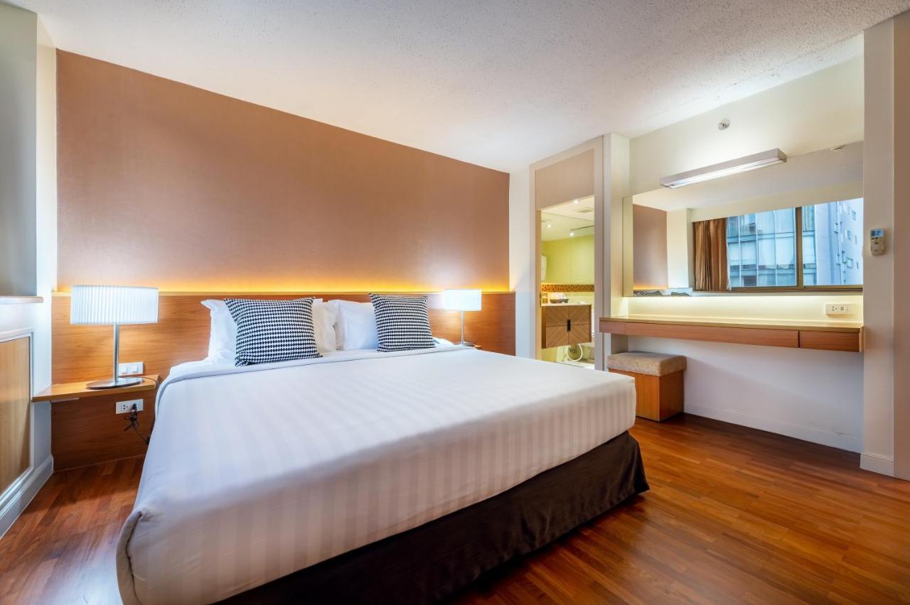 Hotel Bandara Silom,