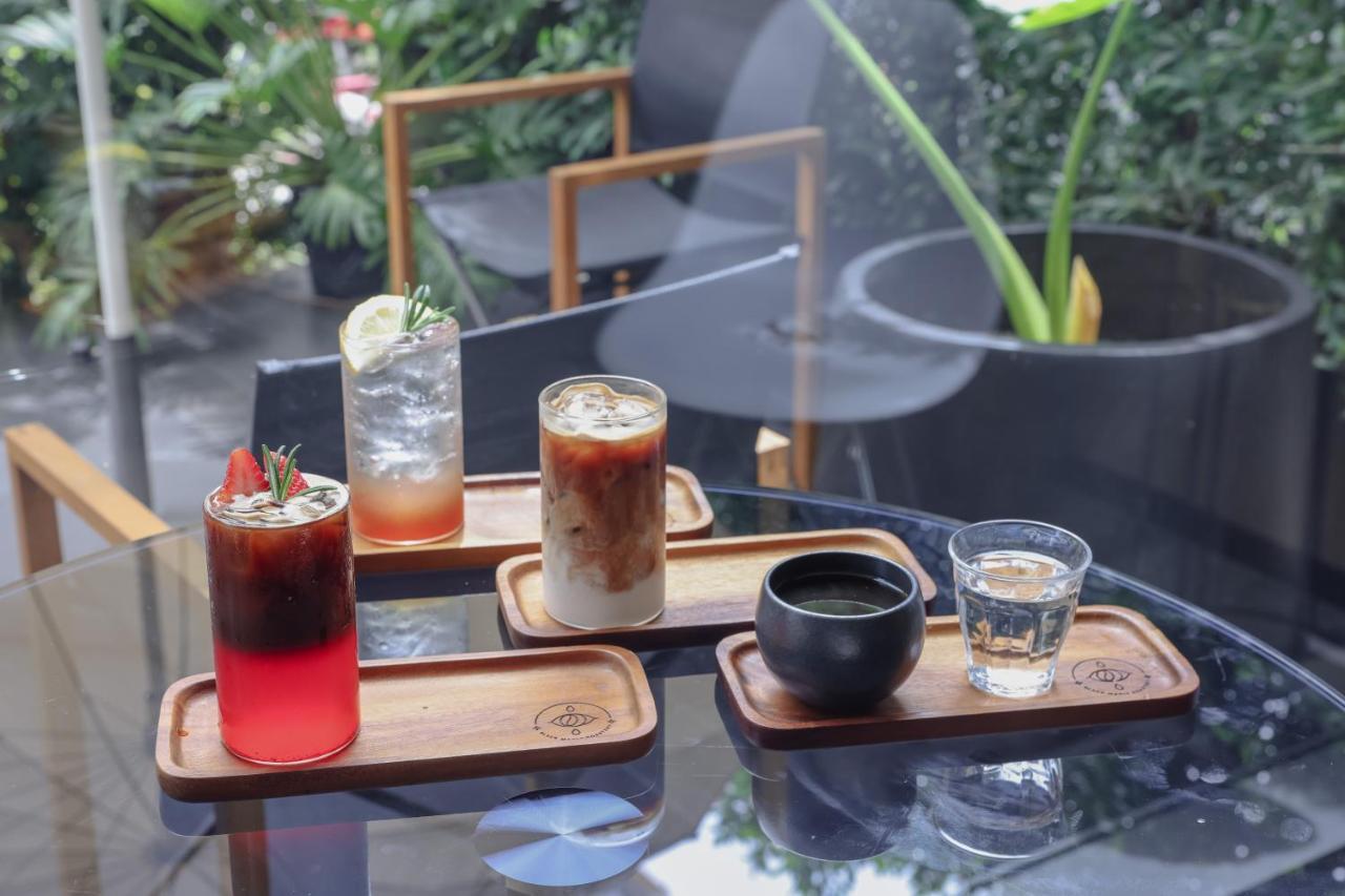Hotel Seekers Finders Rama Iv Surestay Collection By Bw Bangkok