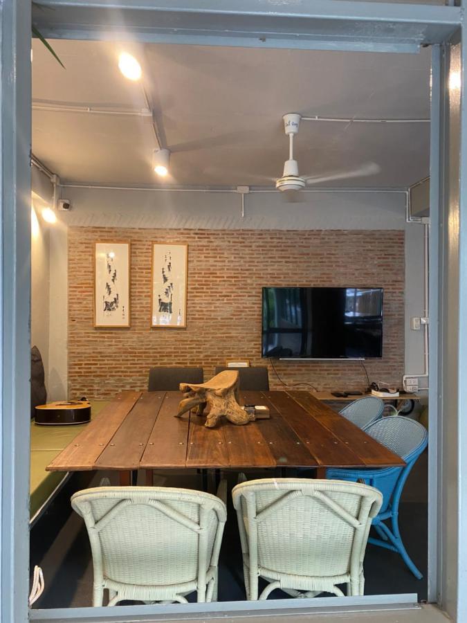 Nesuto Hostel&cafe Ramkamhaeng 52 * Bangkok