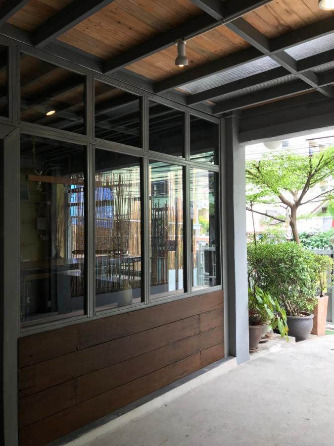 Nesuto Hostel&cafe Ramkamhaeng 52 *