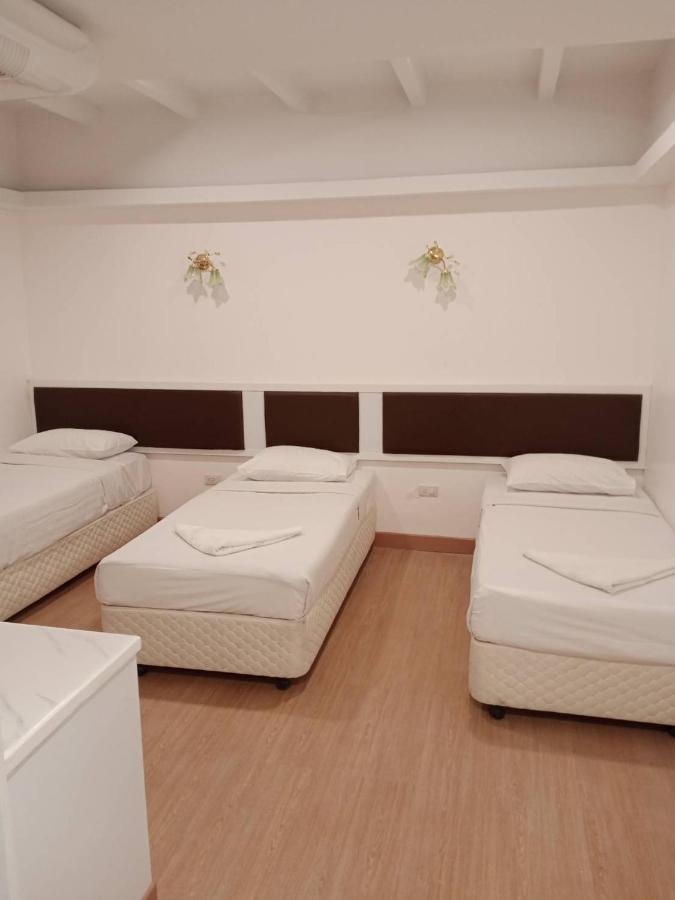 Royal Garden Hotel 3*