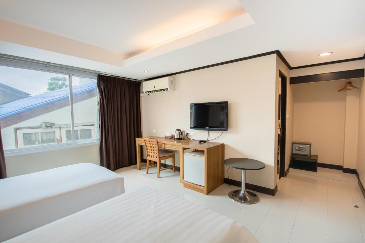 Hotel Avana And Convention Centre Sha Extra Bangkok