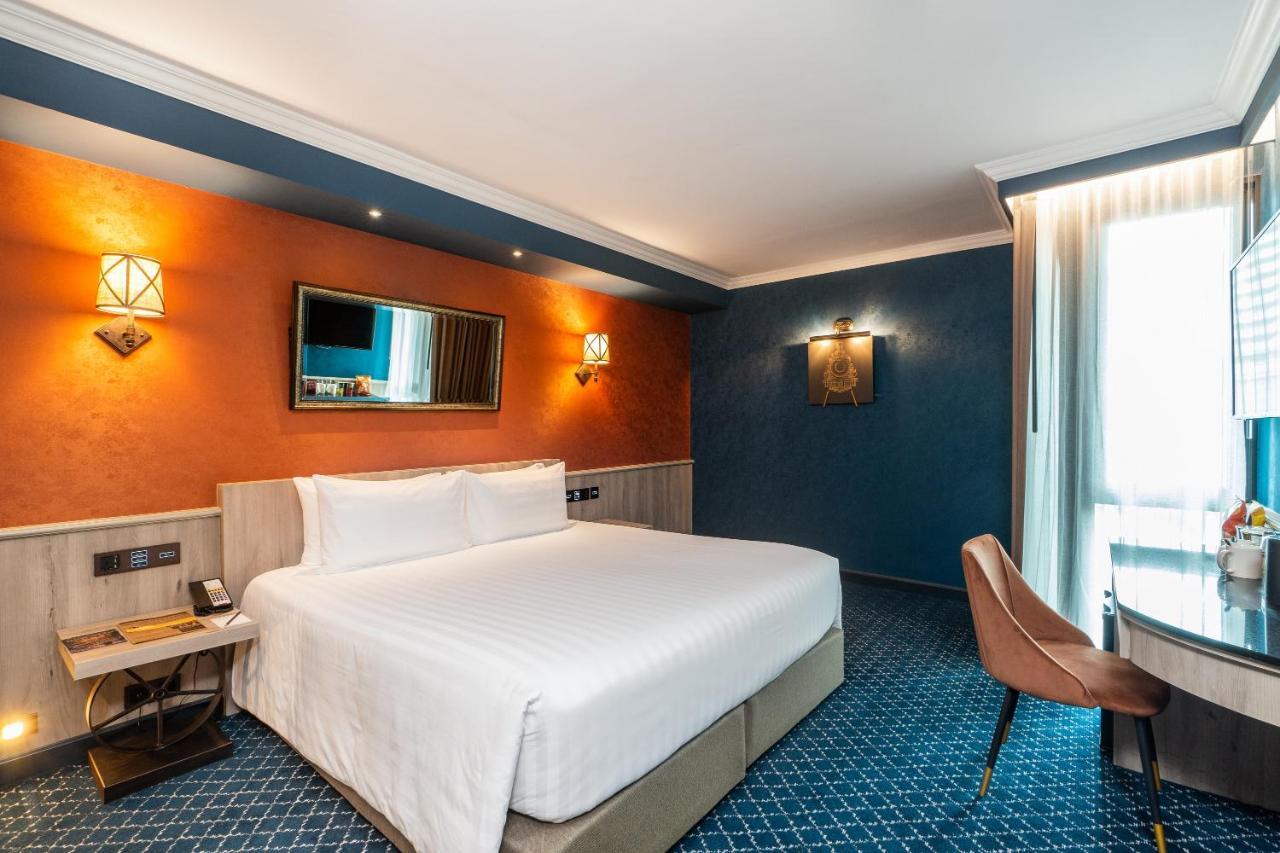 The Coach Sukhumvit - Asok Bts Hotel