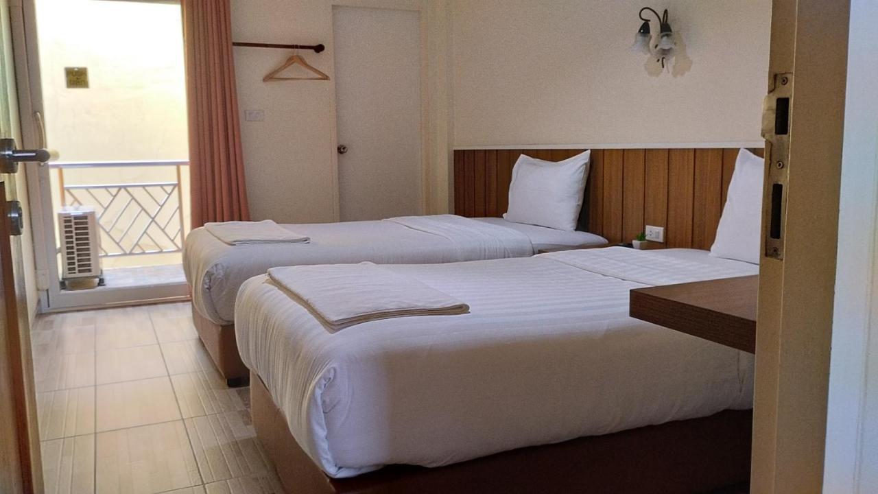 Baan Wanchart Hostel Bangkok