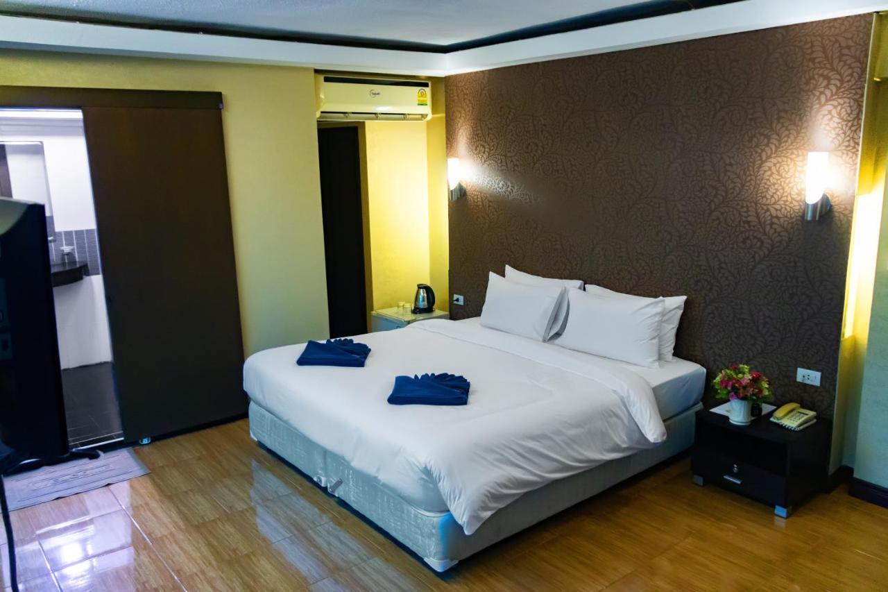 Lodge Visiting Card & Bangkok
