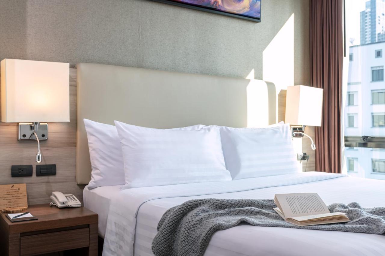 Hotel Adelphi Forty-nine