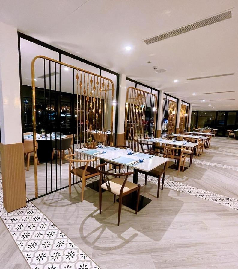 Centara Life Phra Nakhon 4*