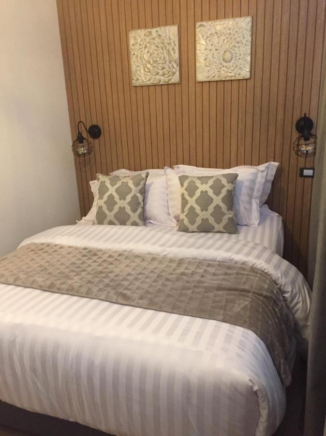 Tree​ For​ Rest​ Poshtel Albergue *