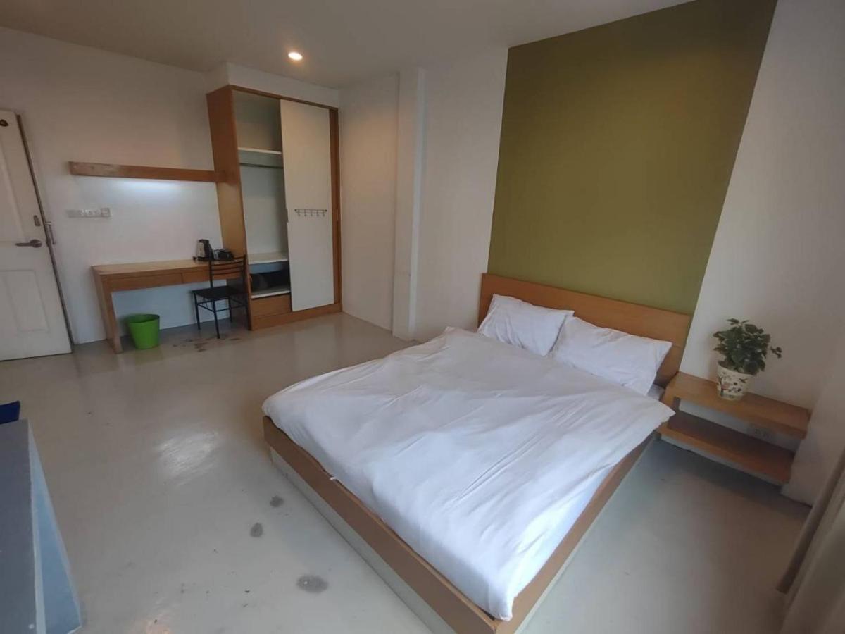 8 Apartment Bangkok