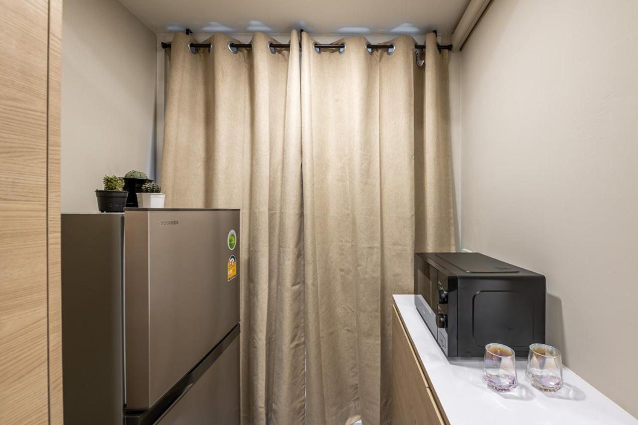 C2 Phayathai Apartment