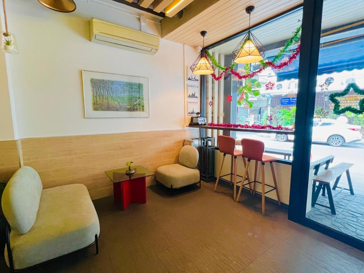 Daraya Asrama Bangkok