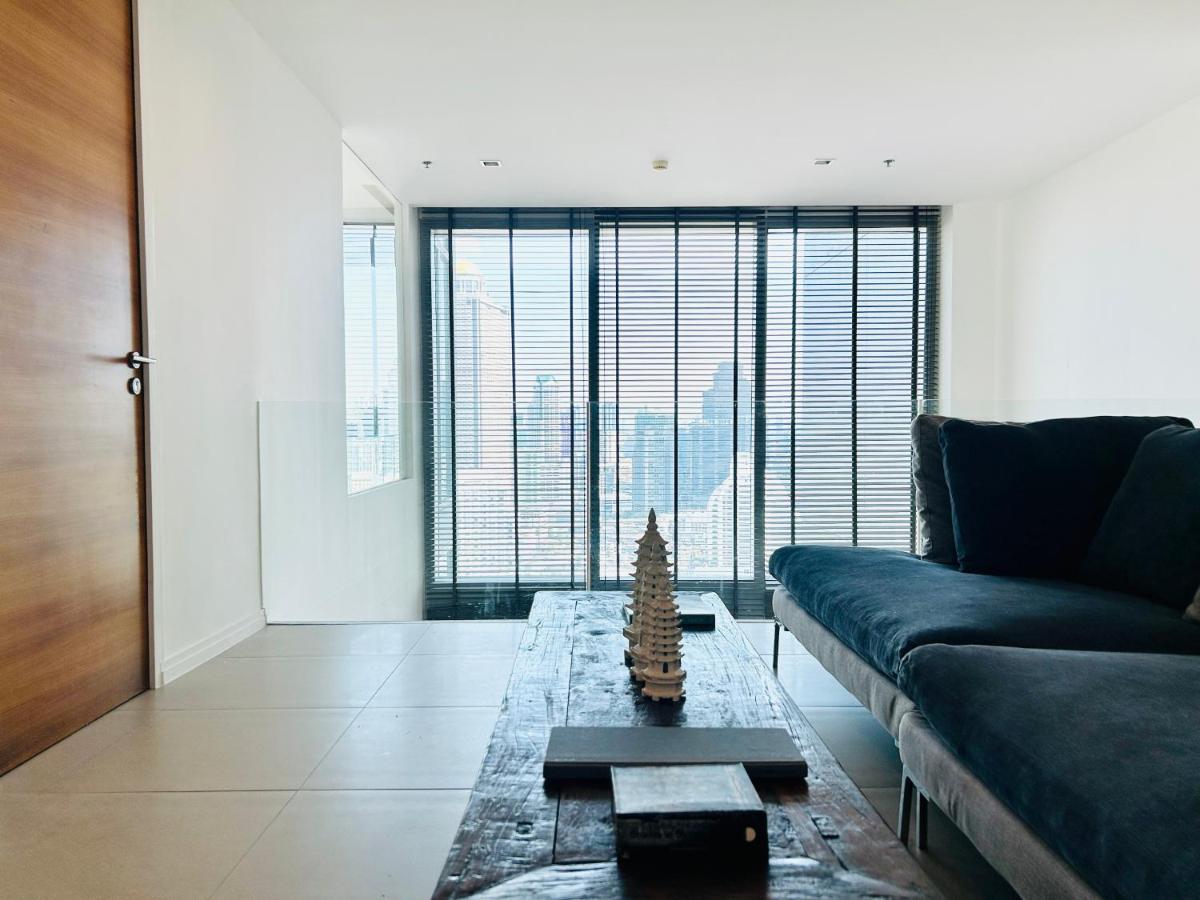 The River Luxury Two Bedrooms Apartemen