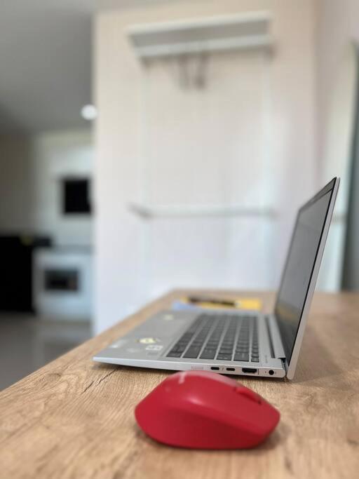 29th Floor Studio, Cozy Workplace, Long Stay, Wide Space Apartment Bangkok