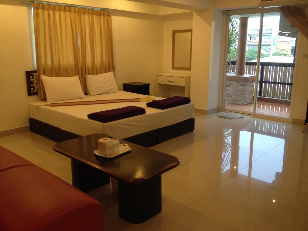 Hotel Latin Garden Bangkok