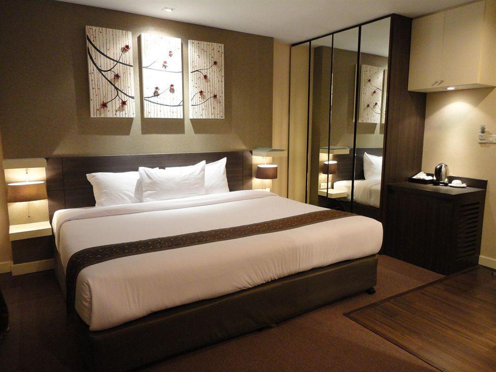 Hotel The Bells 3*