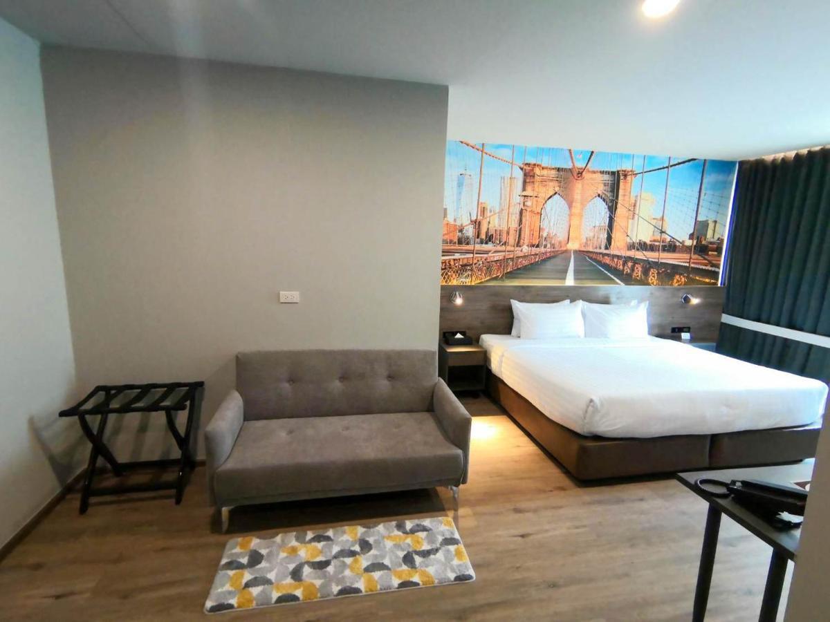 Hotel Manhattan Bangkok