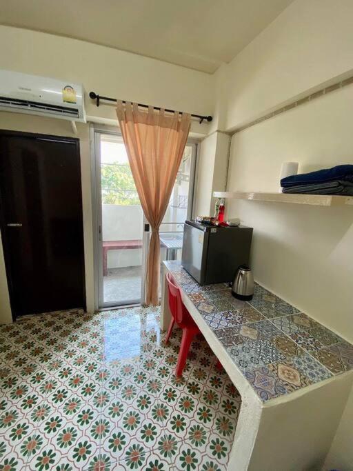 Ratanawong Place 815 Apartment Bangkok