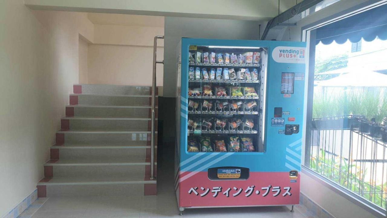 หรรษาเพลส ลาดพร้าว 124 Apartment *