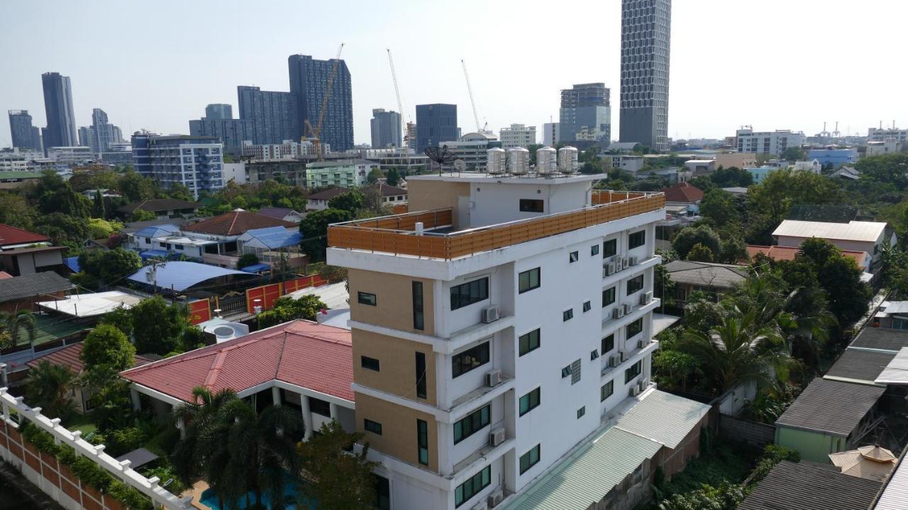 Sundowner Sukhumvit *