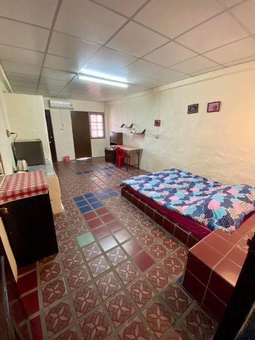 Apartment Ratanawong Place 407