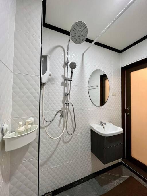 Discoveryhome At Pratunam Market Apartment *