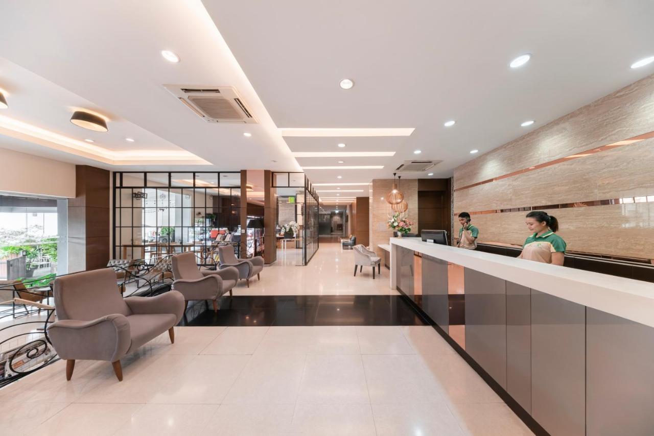 Hotel At 115 By Rompo