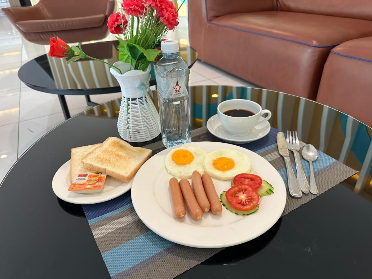 Grand Tower Sathorn Hotel 4*