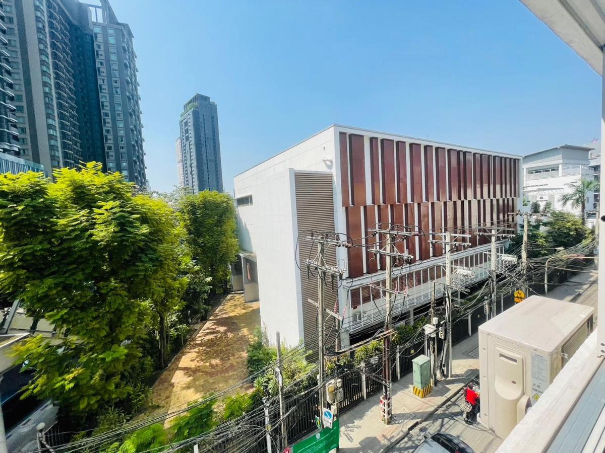 Thonglor