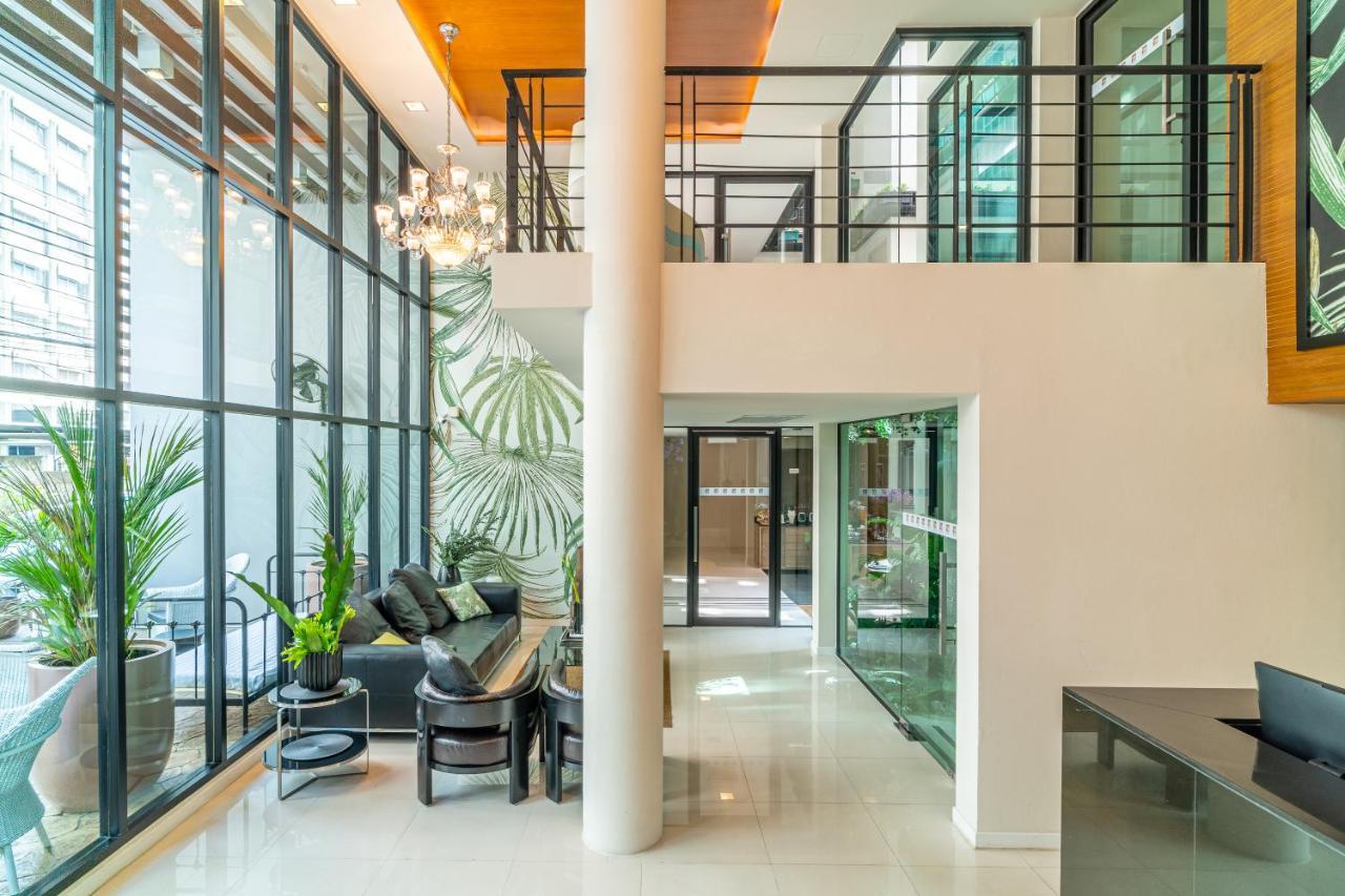 Amber Boutique Silom Hotel 3*