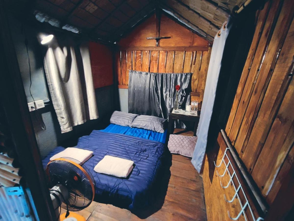 Hostel Do Dee Cafe *