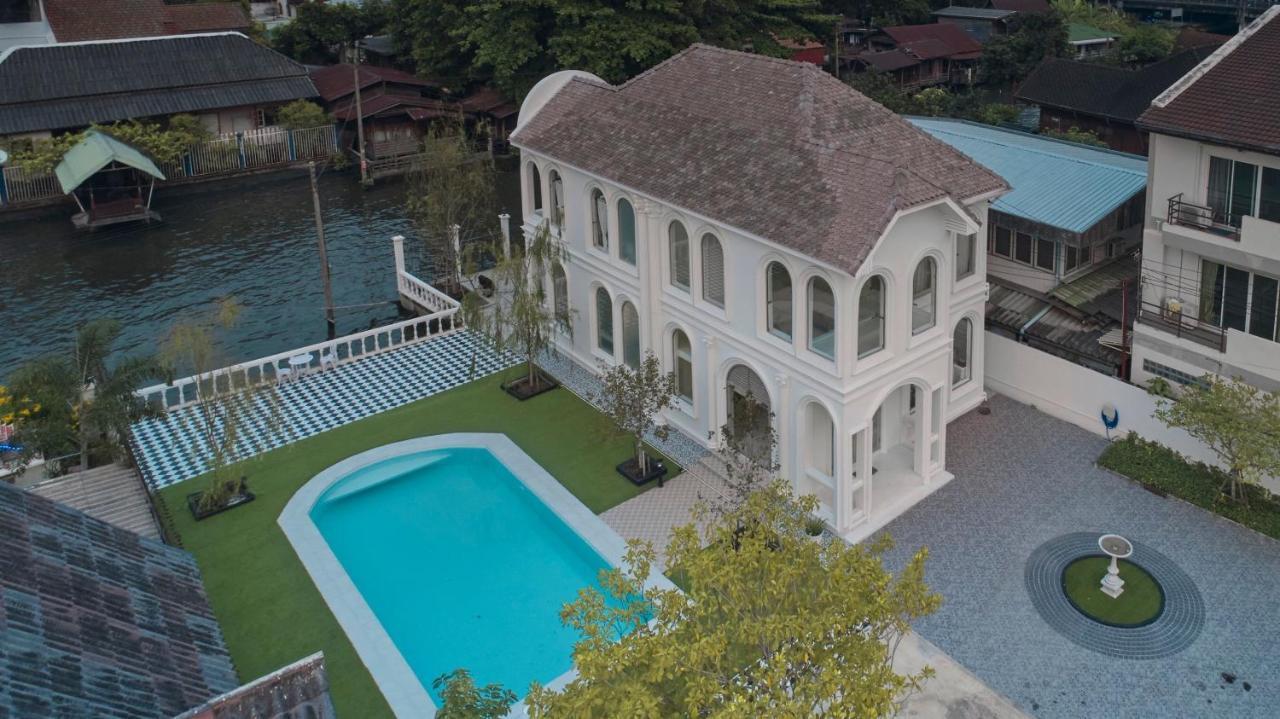 Villa Arpo Pool Riverside Bangkok