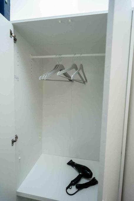 Townhome W/ Workstation-2mins To Food-fun-metro Vakantiehuis Bangkok