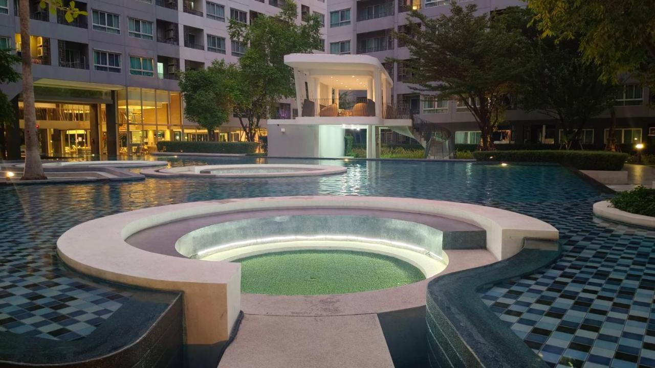 Elio Del Ray Apartment Bangkok
