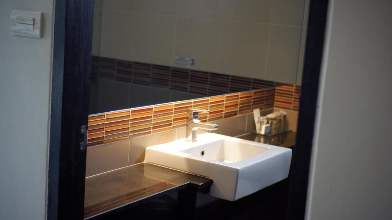 14 Living Hotel 3*