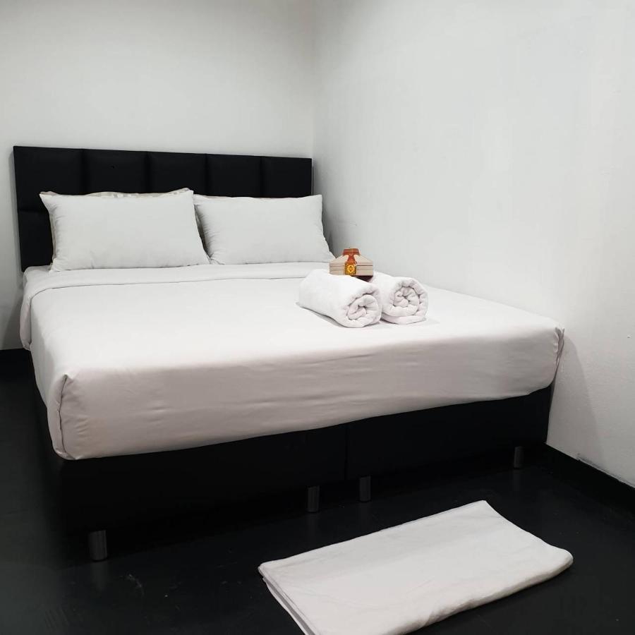V30 Sukhumvit Hotel 3*