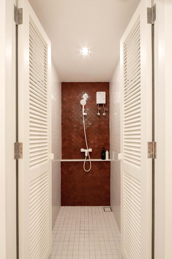 Pa Prank Capsule hotel